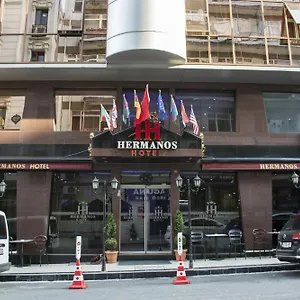 Hermanos 3*, Istanbul Turkey